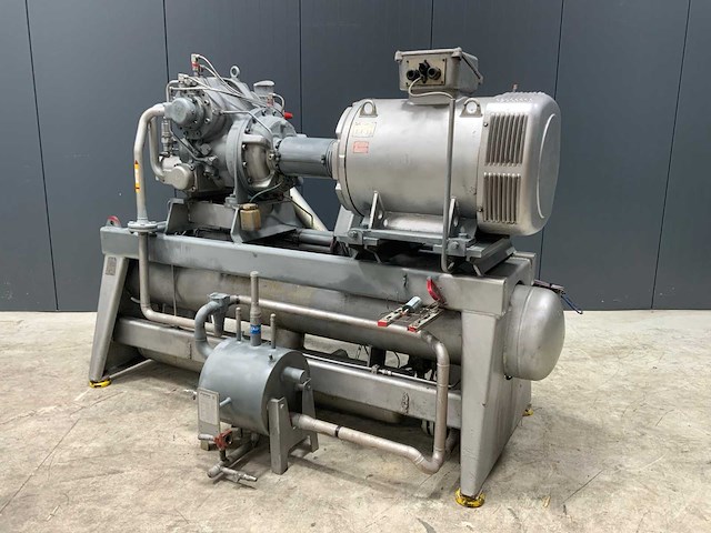 Sabroe sab 163 hf compressor unit met unisab besturing - afbeelding 3 van  6