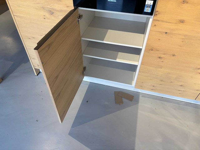 Sachsen - showroomkeuken met bosch/siemens studioline apparatuur - afbeelding 18 van  21
