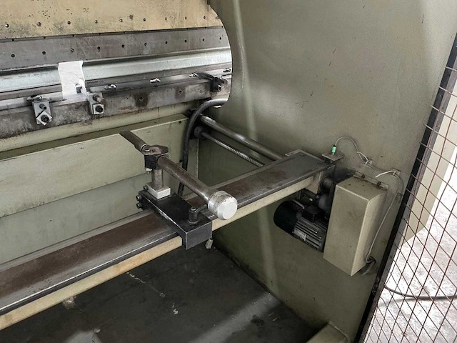 Safan - 1988 - cncs 50-2550 - cnc-kantbank - afbeelding 8 van  9