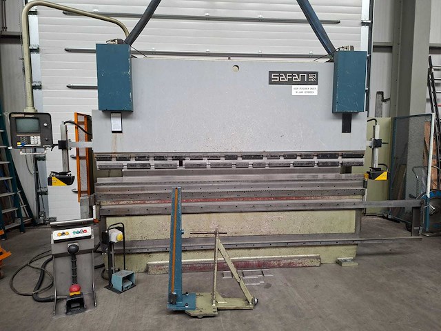 Safan - 1993 - cncl 110 3100 - cnc-kantbank - afbeelding 1 van  9