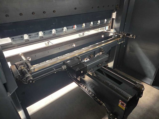 Safan - 2001 - smk k 40 2050 ts1 - cnc-kantbank - afbeelding 2 van  8