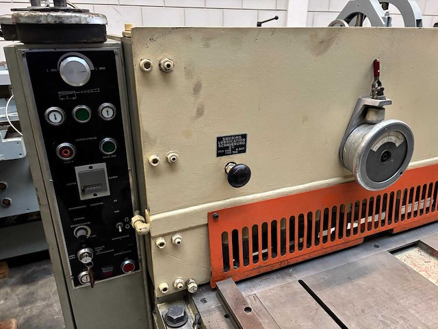 Safan - 205-3 - guillotineschaar - afbeelding 2 van  10