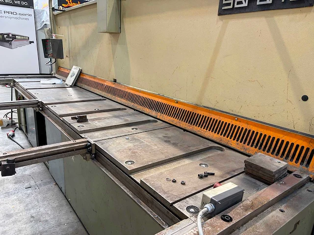 Safan - hvr 430-6 - guillotine shears - 1997 - afbeelding 6 van  22