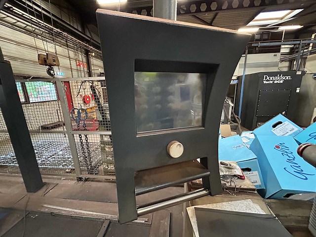 Safan - motoman - 2001 - cncl-r 80-3100 ts1 - cnc-kantbank met buigrobot - afbeelding 20 van  34