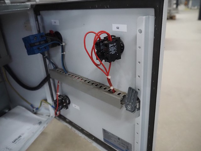 Safeline - afbeelding 10 van  18