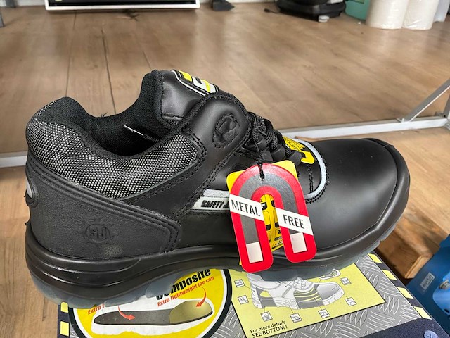 Safety jogger veiligheidsschoen (3x) - afbeelding 3 van  4