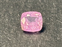 Saffier - 0.88 carat natuurlijke roze saffier - afbeelding 1 van  5