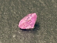 Saffier - 0.88 carat natuurlijke roze saffier - afbeelding 2 van  5
