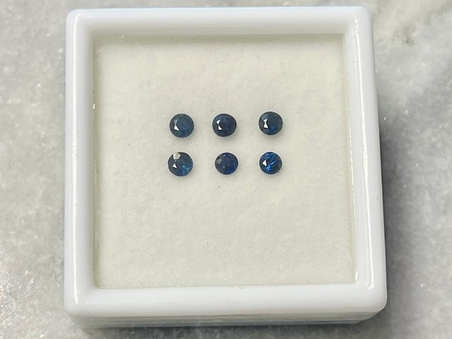 Saffier - 1.04 carat natuurlijke saffier - afbeelding 1 van  4