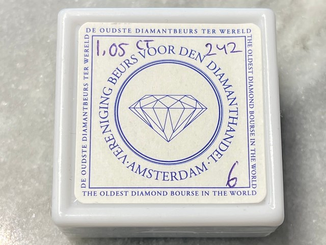 Saffier - 1.05 carat natuurlijke saffier - afbeelding 2 van  3