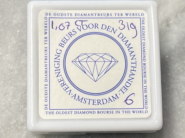 Saffier - 1.07 carat natuurlijke saffier - afbeelding 2 van  4