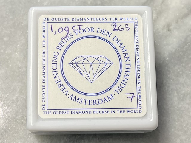 Saffier - 1.09 carat natuurlijke saffier - afbeelding 2 van  4