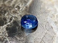 Saffier - 1.55 carat volledig natuurlijke saffier - afbeelding 2 van  5