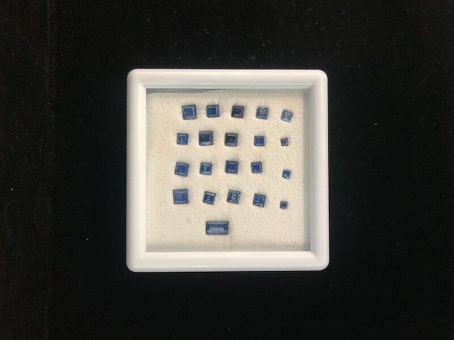 Saffier - 2.07 carat natuurlijke saffier - afbeelding 2 van  5