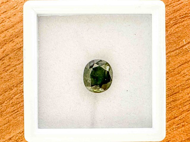 Saffier - 3.56 carat natuurlijke groene saffier - afbeelding 1 van  2