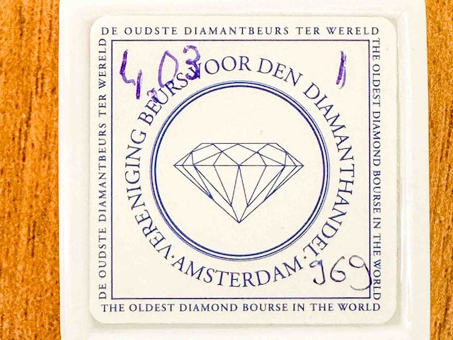 Saffier - 4.03 carat natuurlijke saffier - afbeelding 2 van  4