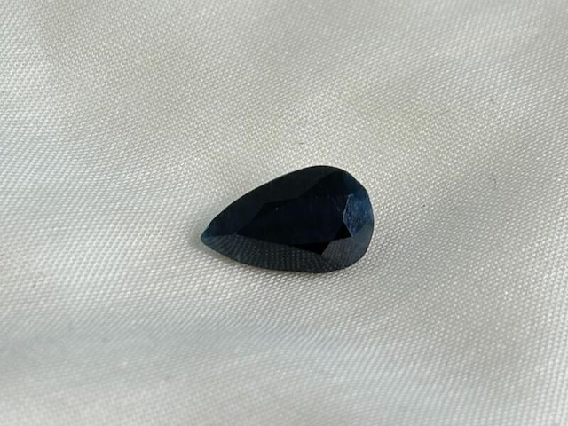 Saffier - grote natuurlijke donkere peer vorm saffier van 5.73 carat - afbeelding 1 van  4