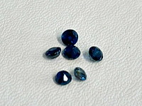 Saffier - mooie rond geslepen natuurlijke saffieren van hoge kwaliteit 1.03 carat - afbeelding 2 van  3