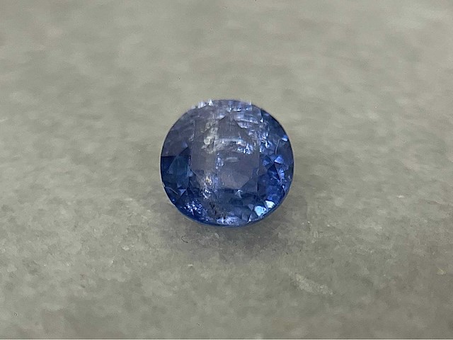 Saffier 2.34 carat natuurlijke saffier - afbeelding 1 van  5