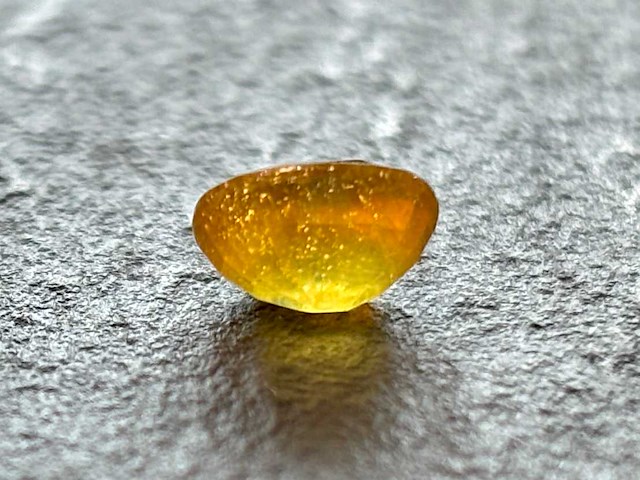 Saffier 2.34 ct - afbeelding 3 van  5