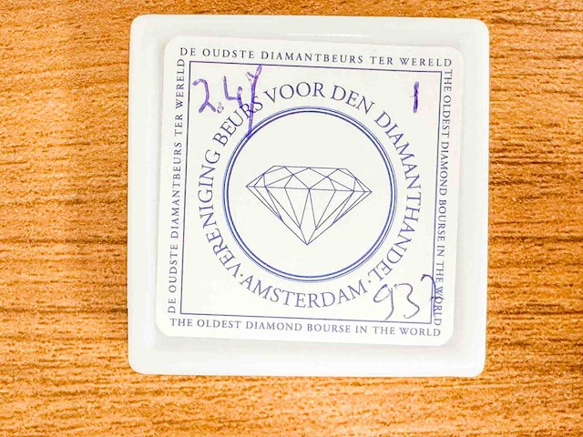 Saffier 2.47 carat natuurlijke saffier - afbeelding 2 van  3