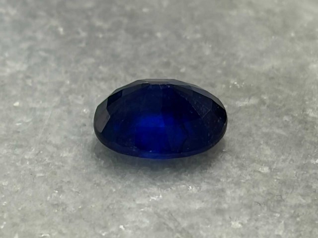 Saffier 3.45 ct - afbeelding 2 van  4