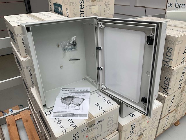Safybox bres 54p (500 x 400 x 200mm)industriële behuizing (9x) - afbeelding 3 van  5