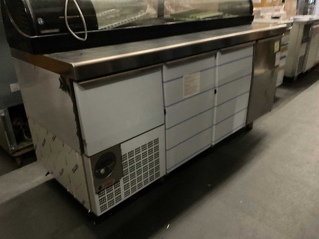 Sagi ktrb2a-op14 3-deurs koelwerkbank - afbeelding 2 van  8