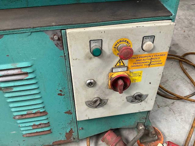 Sahinler hkm-45 pons- en knipmachine - afbeelding 13 van  13