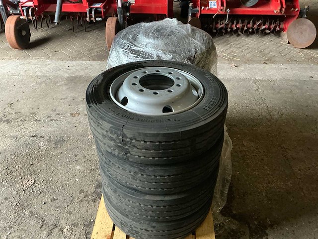 Sailun transport pro t max opleggerbanden+velg nieuw (8x) - afbeelding 8 van  15