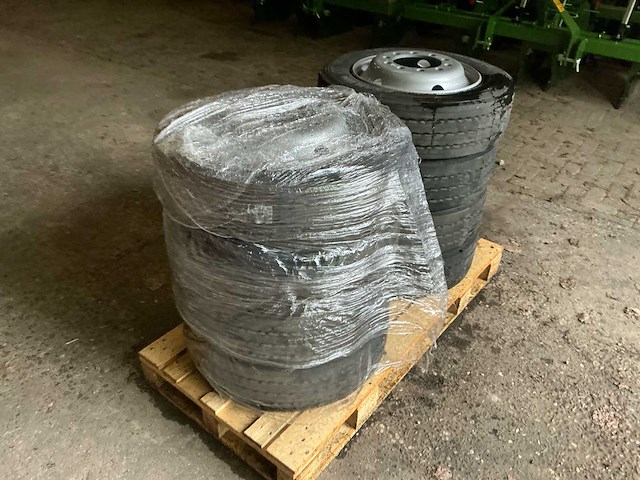 Sailun transport pro t max opleggerbanden+velg nieuw (8x) - afbeelding 11 van  15