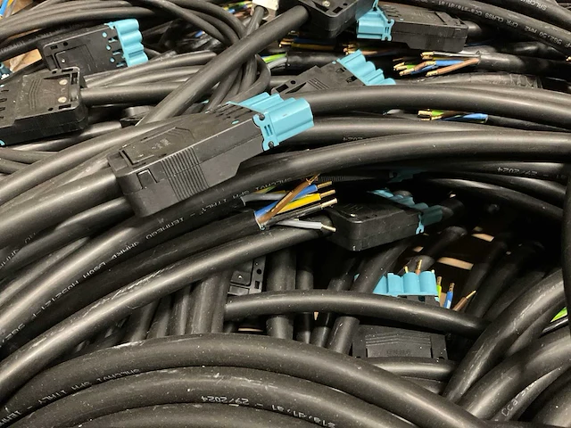 Salcavi spa 5g2.50mm2 partij aansluitkabels - afbeelding 2 van  4