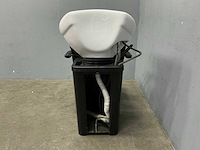Salon ambience - dreamwash - kapper - wasunit - afbeelding 2 van  13