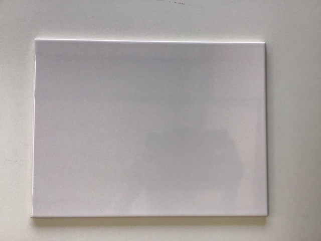 Saloni cerámica - glans wit - 45x30 cm - 34m2 - wandtegel - afbeelding 1 van  5