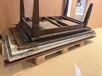 Salontafel en deuren, pallet vol - afbeelding 2 van  4