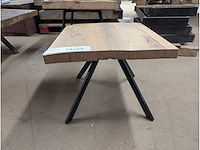 Salontafel grenen 49 x 49 x 45cm. metalen onderstel. - afbeelding 2 van  3