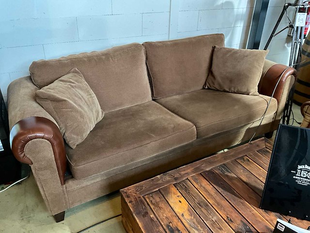 Salontafel met 2 fauteuils en 1 stoel en een 2 zitsbank - afbeelding 2 van  5