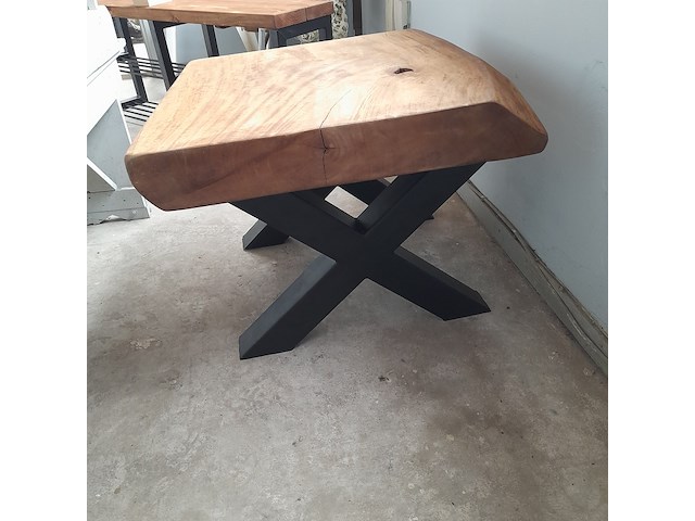 Salontafel met metalen tafelpoten, 65 x 70 x 52 cm hoog - afbeelding 4 van  4