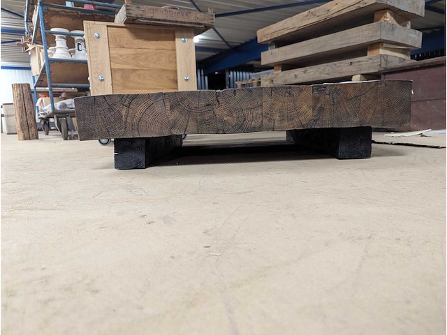 Salontafel oud eiken 90 x 90 x 20cm - afbeelding 2 van  3