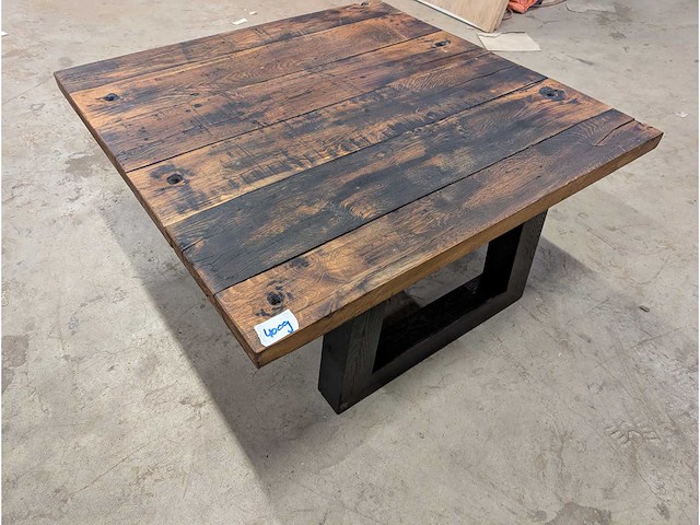 Salontafel oud eiken 95x95cm - afbeelding 1 van  3