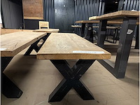 Salontafel rustiek eiken 150 x 50 x 45cm. metaal x onderstel - afbeelding 2 van  3