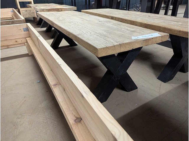 Salontafel rustiek eiken 150 x 50 x 45cm. metalen x onderstel - afbeelding 1 van  3