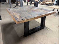 Salontafel rustiek eiken 90 x 90 x 45cm. houten onderstel - afbeelding 1 van  3