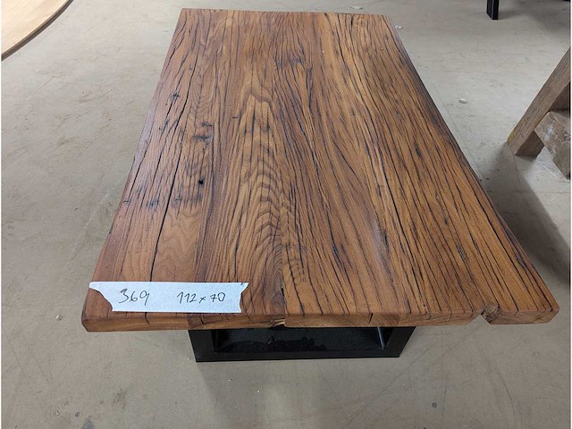 Salontafel rustiek iepenhout. 112 x 70 x 45cm metalen u onderstel - afbeelding 3 van  3