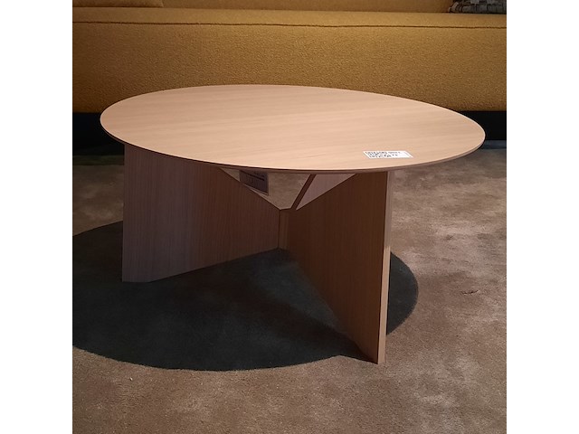 Salontafel, treku, hiru - afbeelding 1 van  4