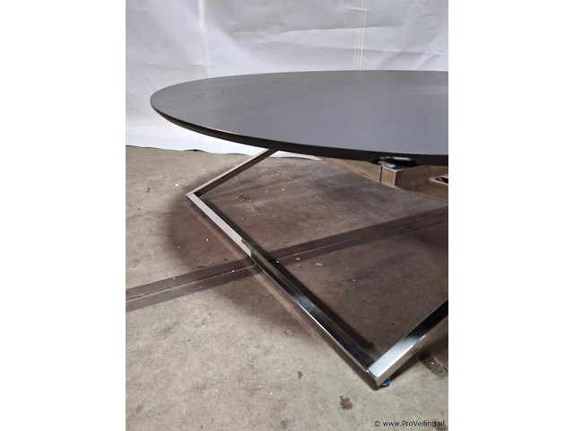Salontafel v.v. zwart tafelblad en chromen onderstel ø 138cm - afbeelding 3 van  4