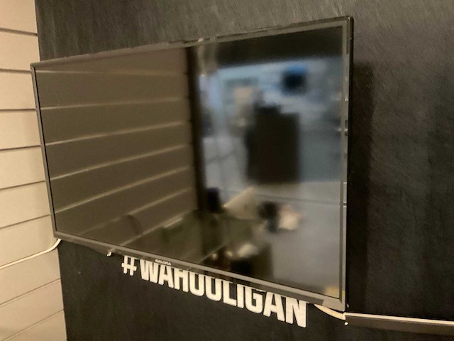 Salora 32 led televisie (3x) - afbeelding 4 van  7