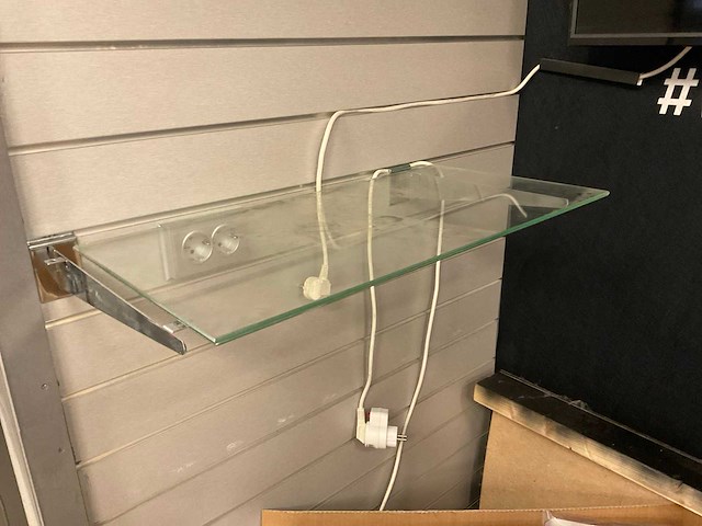 Salora 32 led televisie (3x) - afbeelding 7 van  7