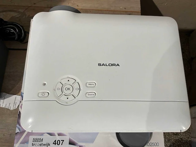Salora 58bhd2500 beamer - afbeelding 3 van  5