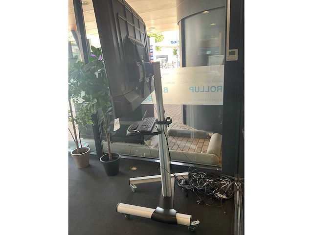 Salora 65uhl2800 televisie - afbeelding 5 van  10
